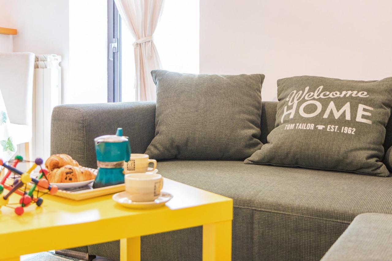 Cubo Apartment พูลา ภายนอก รูปภาพ