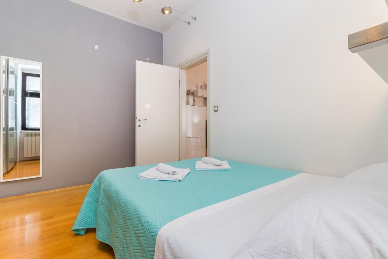 Cubo Apartment พูลา ภายนอก รูปภาพ